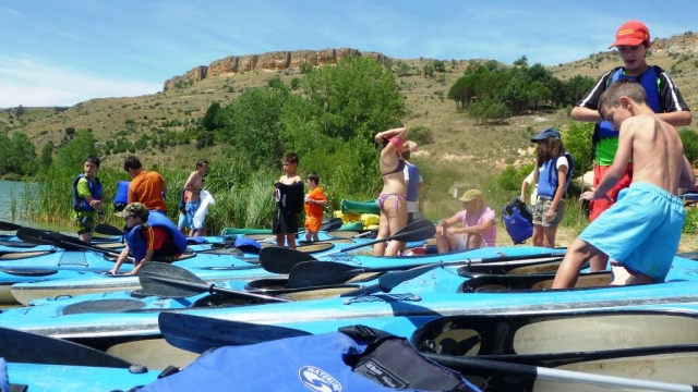 A los kayaks
